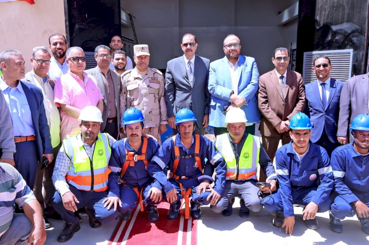 محافظ سوهاج يطلق التشغيل التجريبي لمشروعى صرف صحى بيت خلاف وبيت علام بجرجا