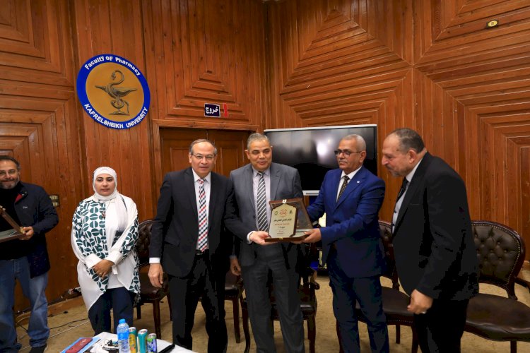 مؤتمر  الذكاء الاصطناعي في الصيدلة والرعاية الصحية  بجامعة كفر الشيخ