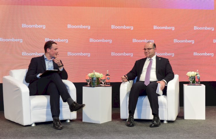 رئيس هيئة الرقابة المالية يستعرض جهود تطوير القطاع المالي غير المصرفي  خلال  مؤتمر Bloomberg Discovery Series