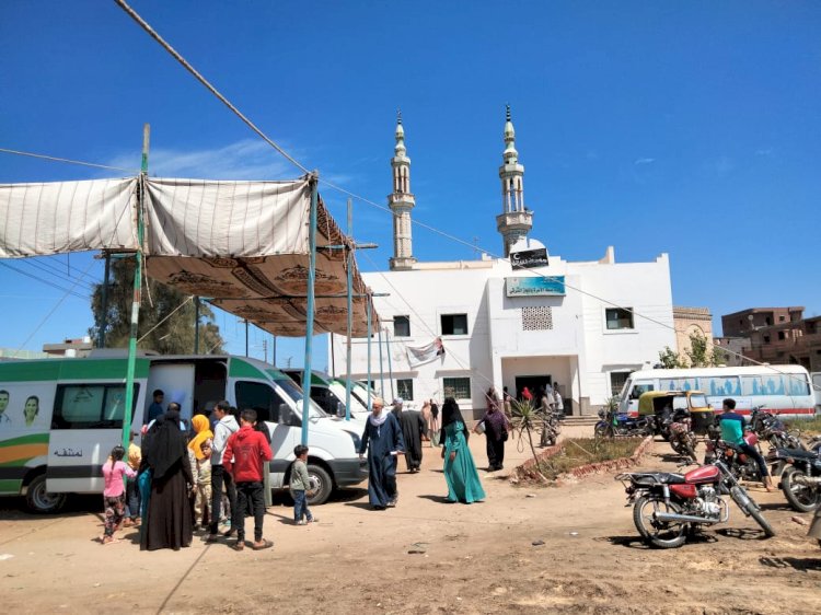  صحة كفر الشيخ: فحص ١٣٦٥ مواطن  وإحالة ١٠ مرضى لأقرب مستشفى بقافلة قرية المجاز الشرقي