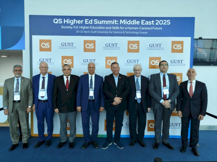 د عبد الرازق دسوقى يشارك فى فعاليات مؤتمر اتحاد الجامعات العربية بالكويت