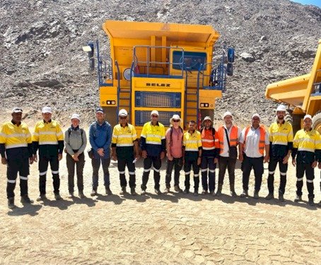 زيارات ميدانية لوفد"باريك جولد" العالمية لمواقع الشركة بالصحراء الشرقية