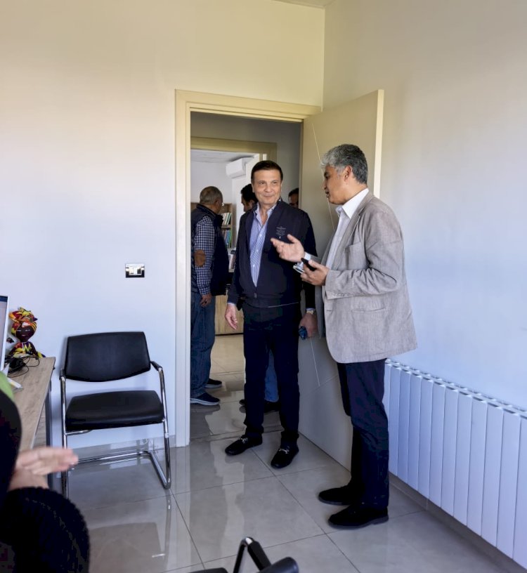 وزير الزراعة يزور مقر مرصد الصحراء والساحل في العاصمة التونسية