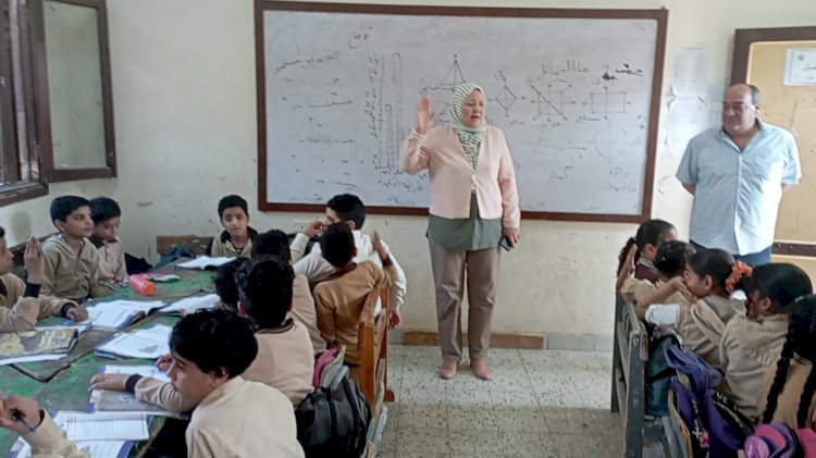 وكيل تعليم بني سويف تتابع انتظام العملية التعليمية  بالمدارس