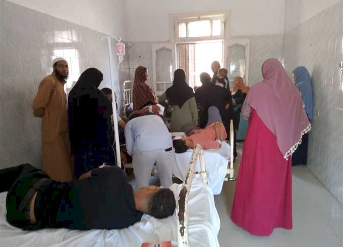 يحدث في المنيا.. إصابة عشرات المعازيم بالتسمم خلال حفل زفاف بمغاغه