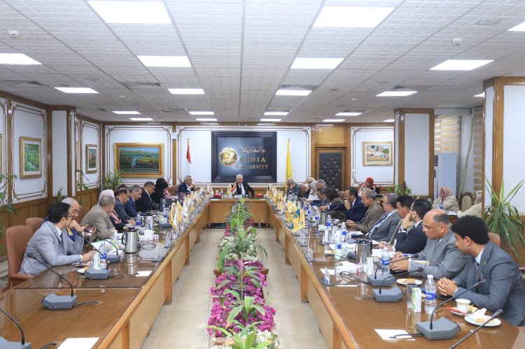 خلال ترؤسه مجلس جامعة المنيا.. قرارات هامة ومصيرية للدكتور عصام فرحات