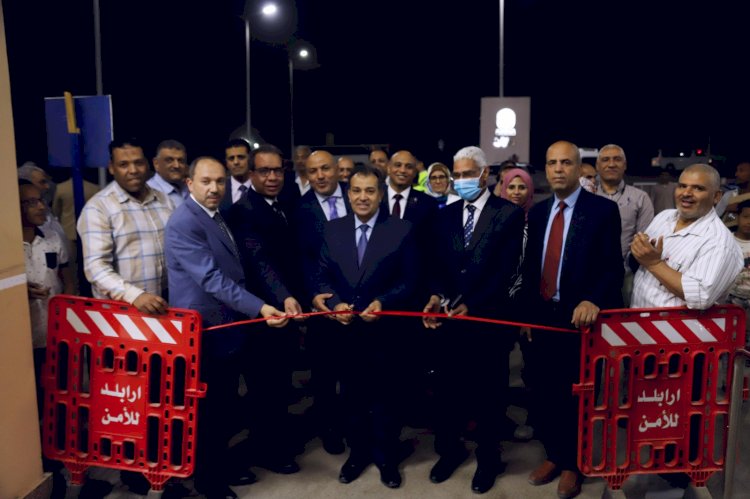 رئيس جامعة جنوب الوادي يفتتح عددا من المشروعات التطويرية بالجامعة 