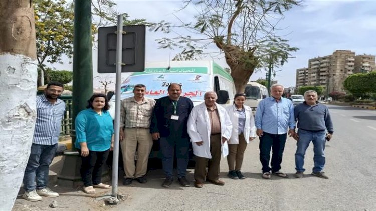 صحة المنيا تقدم خدمات طبية مجانية لـ5700 مواطن عبر 5 قوافل