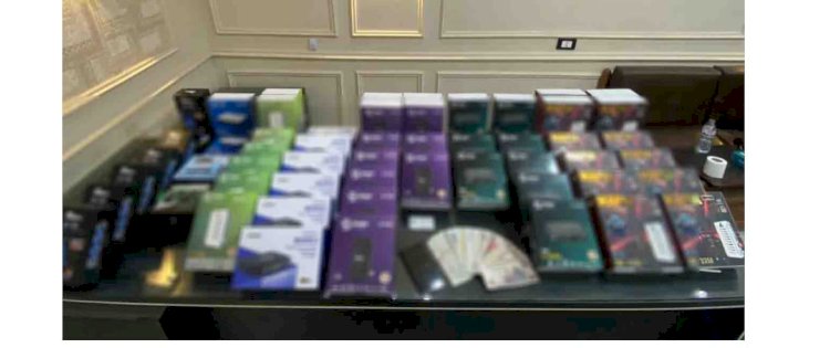 ضبط صاحب محل ريسيفرات لفك شفرات القنوات الفضائية بالشرقية