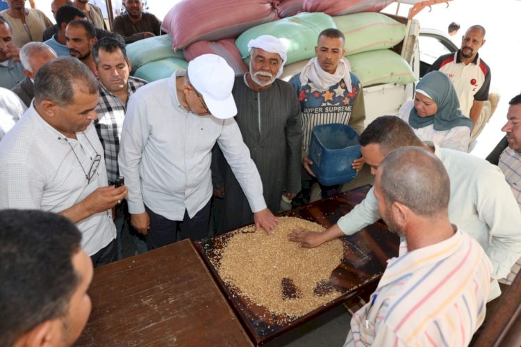 محافظ المنيا يتابع منظومة توريد القمح ويتفقد صومعة البهنسا ببنى مزار