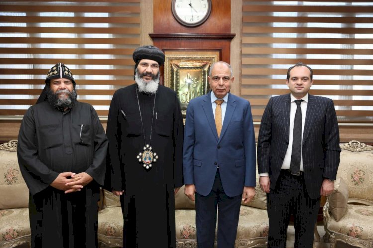 محافظ المنيا يلتقي وفد دير العذراء والملاك ميخائيل بالبهنسا