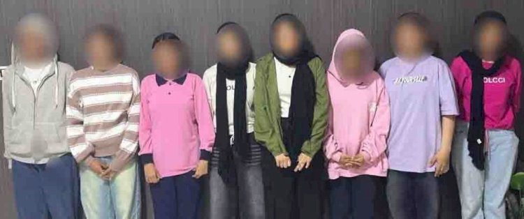 ضبط ٨ فتيات تعدين بالضرب على فتاة بسبب الهواتف المحمولة بالشرقية