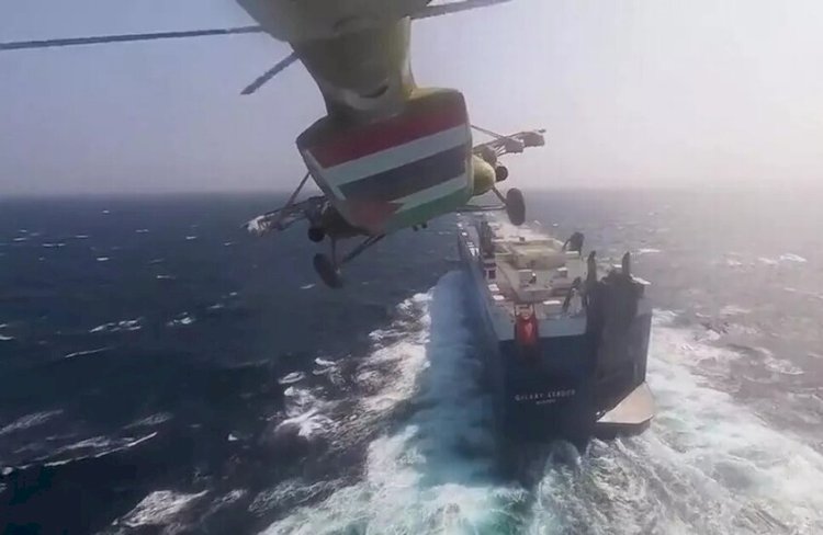 ترحيب بجهود عمان لوقف الضربات الأمريكية علي صنعاء وترامب يطالب بالالتزام