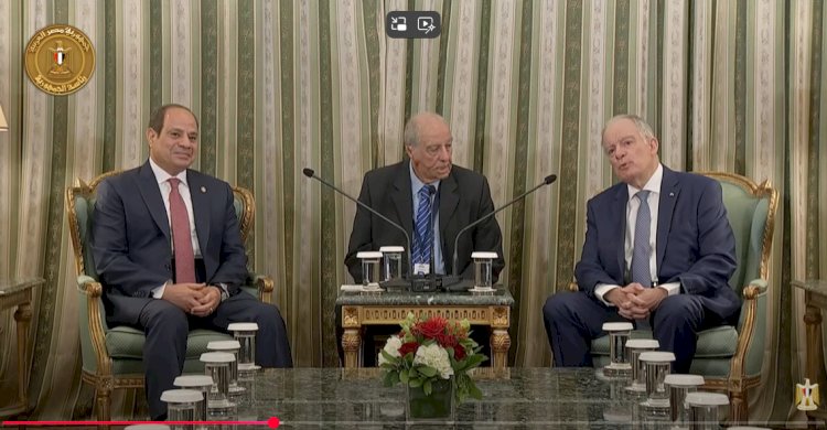 السيسي والرئيس اليوناني يبحثان القضايا الإقليمية في أثينا