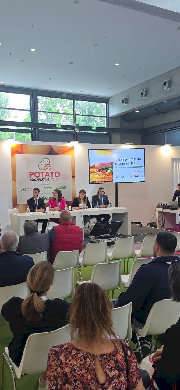 "الحجر الزراعي المصري" يشارك كمتحدث رئيسي بمعرض "ماك فروت" بإيطاليا