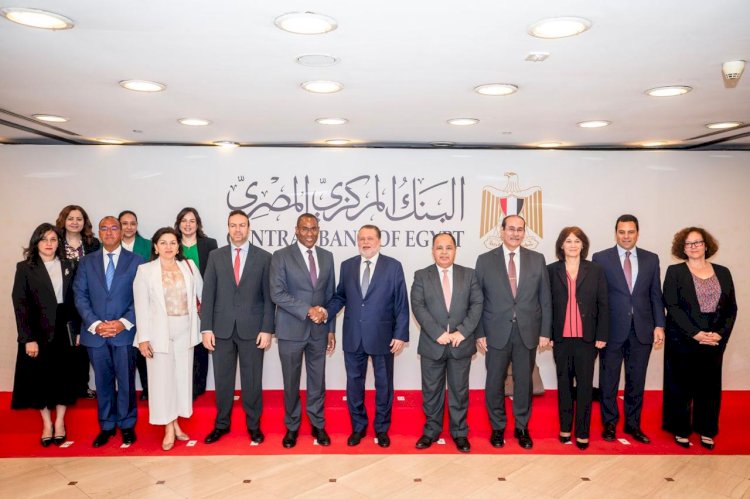 محافظ البنك المركزي المصري يستقبل نائب المدير العام لصندوق النقد الدولي