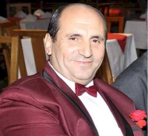 إلى تافهٍ ...  قصيدة للشاعر عاطف الجندي