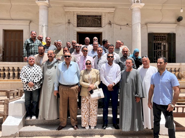 مستقبل وطن ينظم قافلة طبية  بقرية بهجورة فى نجع حمادي لخدمة الأهالي بالمجان