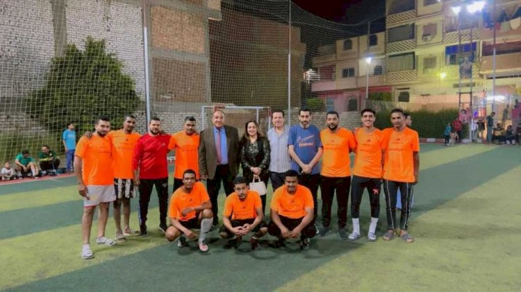 حزب الشعب الجمهوري يكرم رموز الرياضة في نجع حمادي