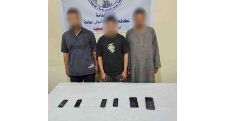 ضبط تشكيل  خدمة عملاء البنوك للنصب على المواطنين بالمنيا