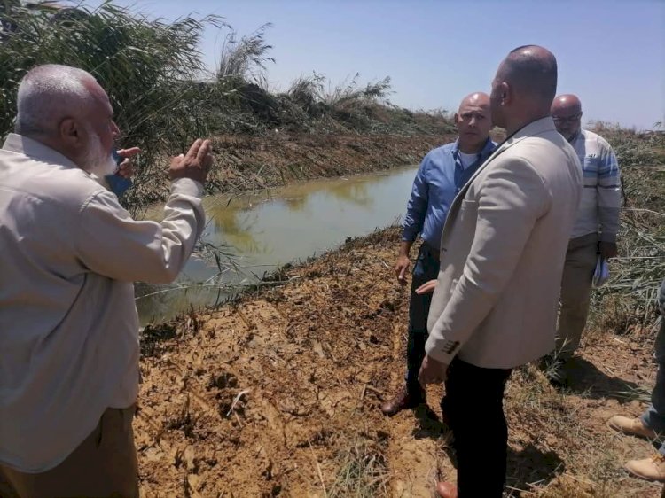 الزراعة  تواصل أعمال الصيانة والتطهير لمصارف  القرى الجديدة بالسويس
