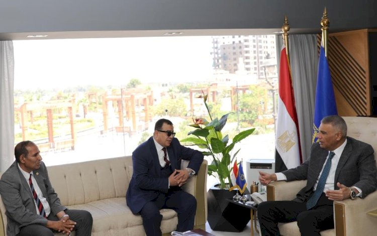 تحيا مصر يزور محافظ أسوان لبحث إقامة مشروعات تنموية لخدمة شباب المحافظة