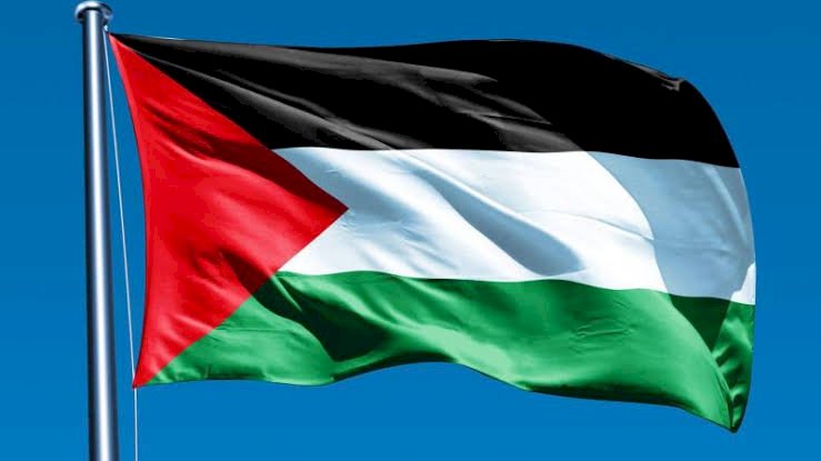 وزير الأوقاف يدين استهداف مدرسة في حي الصحابة بغزة ويطالب بتحرك دولي عاجل