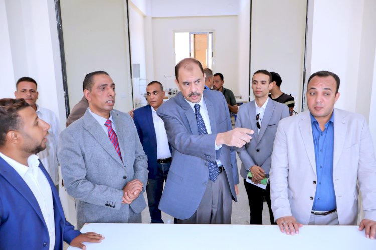 محافظ سوهاج يتفقد مجمع الصناعات الحرفية بقرية "نجوع بني واصل" بساقلتة