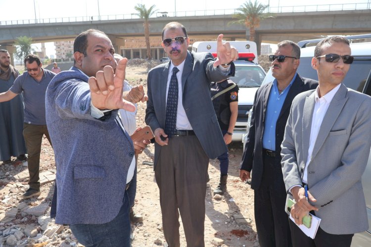 محافظ سوهاج يتفقد المرحلة الثانية من كورنيش أخميم