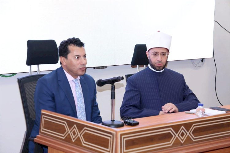 وزيرا الأوقاف والشباب يلتقيان أعضاء "اتحاد بشبابها"