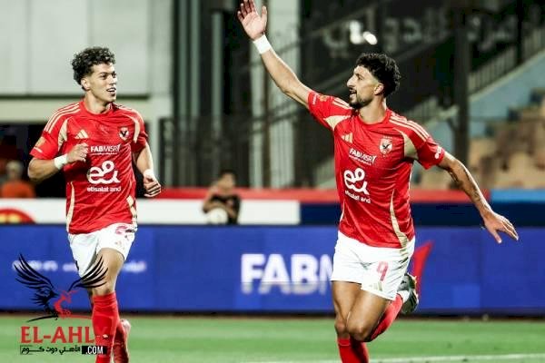 الأهلى يفوز على فاركو ويتوج رسميا بلقب الدورى المصرى الممتاز لكرة القدم