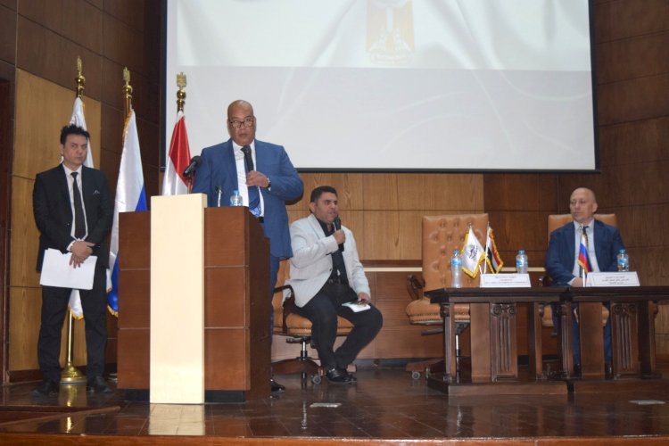 دعم كبير من القيادة السياسية المصرية للمستثمرين والصناع وبنية تحتية غير مسبوقة