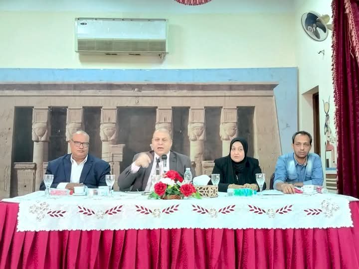 ٨٥٨٤١ طالب بامتحان الشهادة الإعدادية بقنا