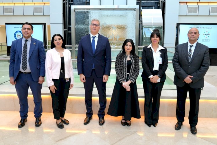 المهندس كريم بدوي يزور مستشفى أهل مصر ويشيد بدورها الرائد في علاج الحروق