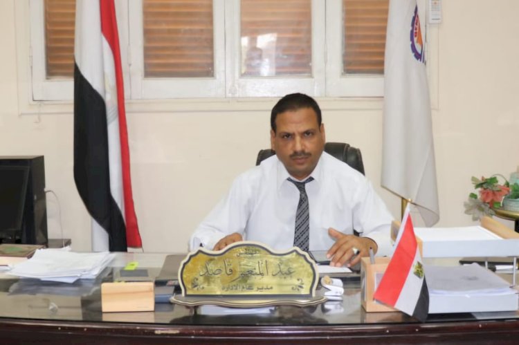 طلاب الشهادة الإعدادية بأبوتشت يؤدون امتحان العلوم والدين وسط اجراءات  مشددة