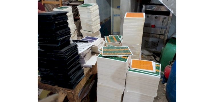 ضبط مالكي محلين لبيع اجهزة الريسيفر  لفك شفرات القنوات الفضائية بالقليوبية