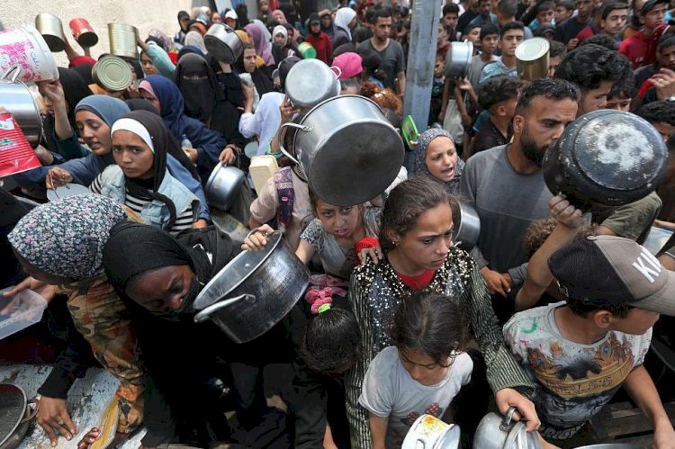 وزير بريطاني يدعو للتحقيق في مقتل فلسطينيين أثناء الحصول على المساعدات