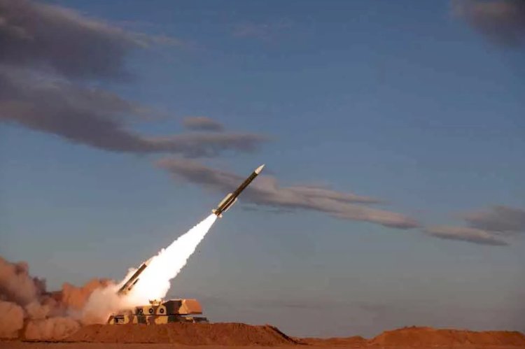 الصواريخ الإيرانية تنهال علي حيفا بتل أبيب  ومقتل مواطنه وإصابة 14 شخصا