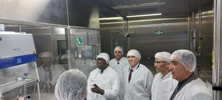 رئيسا الثروة الحيوانية و البيطرية يشهدان  توسعات شركات اللقاحات البيطرية