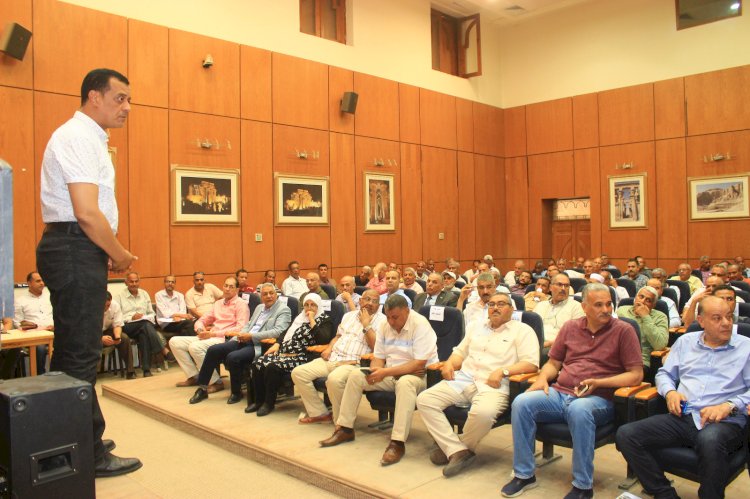 32018 طالبًا وطالبة يؤدون امتحانات الثانوية العامة بسوهاج غدا داخل 79 لجنة