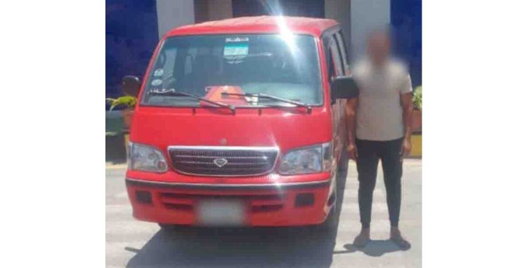 ضبط سائق ميكروباص قام بالسير عكس الإتجاه بالشرقية
