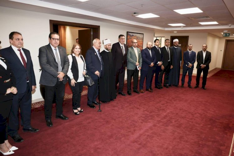 الازهري يلتقي  عيد لبيب ووفدًا من الشخصيات القبطية