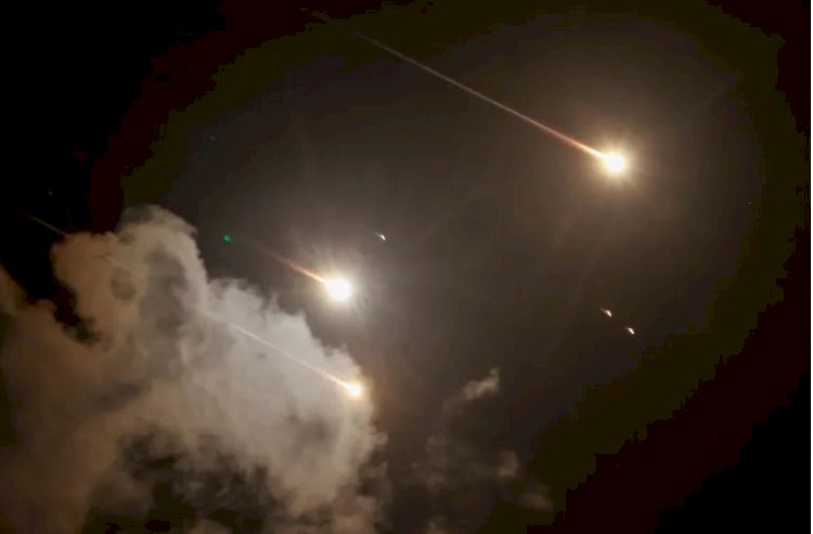 الصافرات تدوي :الجيش يؤكد رشقة صاروخية قادمة من إيران إلي شمال إسرائيل