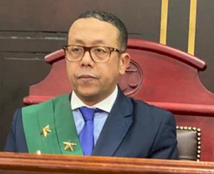 السجن المشدد 25 عاماً لموظف بريد الأقصر المختلس !!