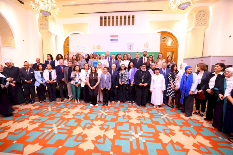 وزيرة التضامن تشهد اجتماع اللجنة الوطنية للقضاء على ختان الإناث