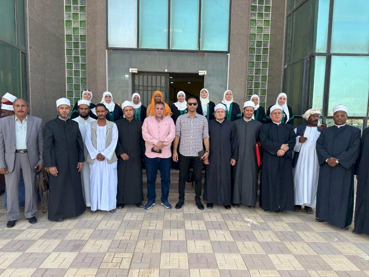 ختام مبهج لقافلة الاوقاف بتكريم خمسين من حفظة القرآن الكريم بالشلاتين