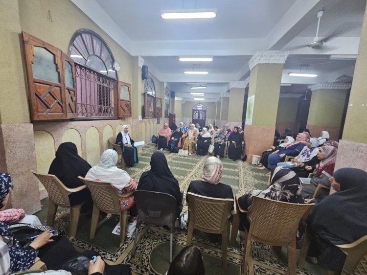 الأوقاف تعقد 318 مجلسًا فقهيًّا حول "ضوابط بناء الأسرة في الإسلام"