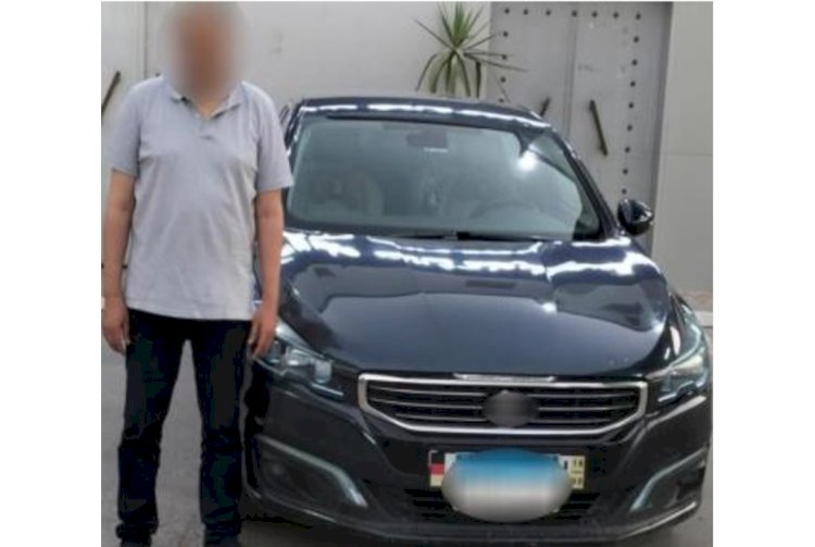 حقيقة فيديو قيام قائد سيارة ملاكى بالتسبب فى إنقلاب سيارة آخرى بالقاهرة