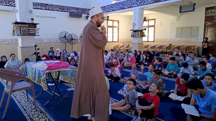 لقاء تفاعلي للأطفال ضمن النشاط الصيفي بمسجد جنة الفردوس بمدينة الشروق