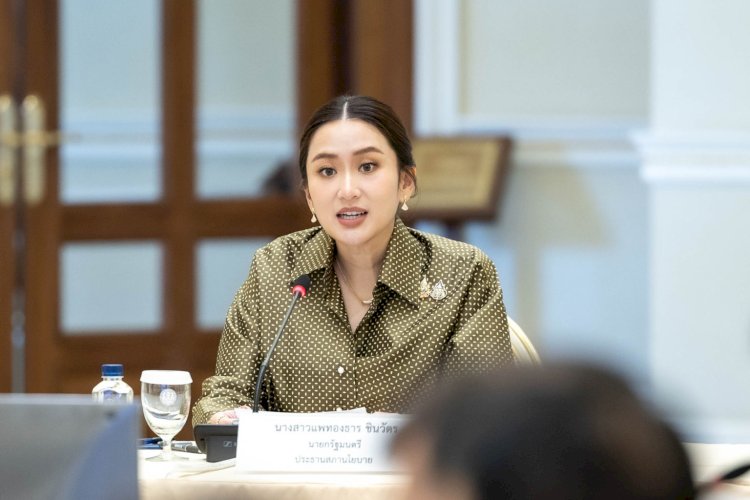 بسبب كمبوديا والجيش.. تعليق مهام رئيسة وزراء تايلاند بعد تسريب مكالمة
